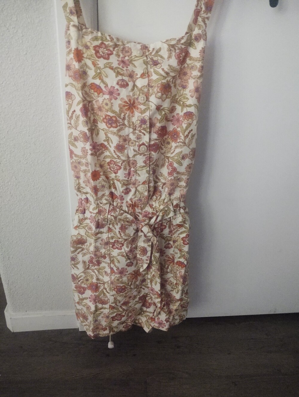 SOLD. Old Navy Girl's Cream Floral Romper NWOT